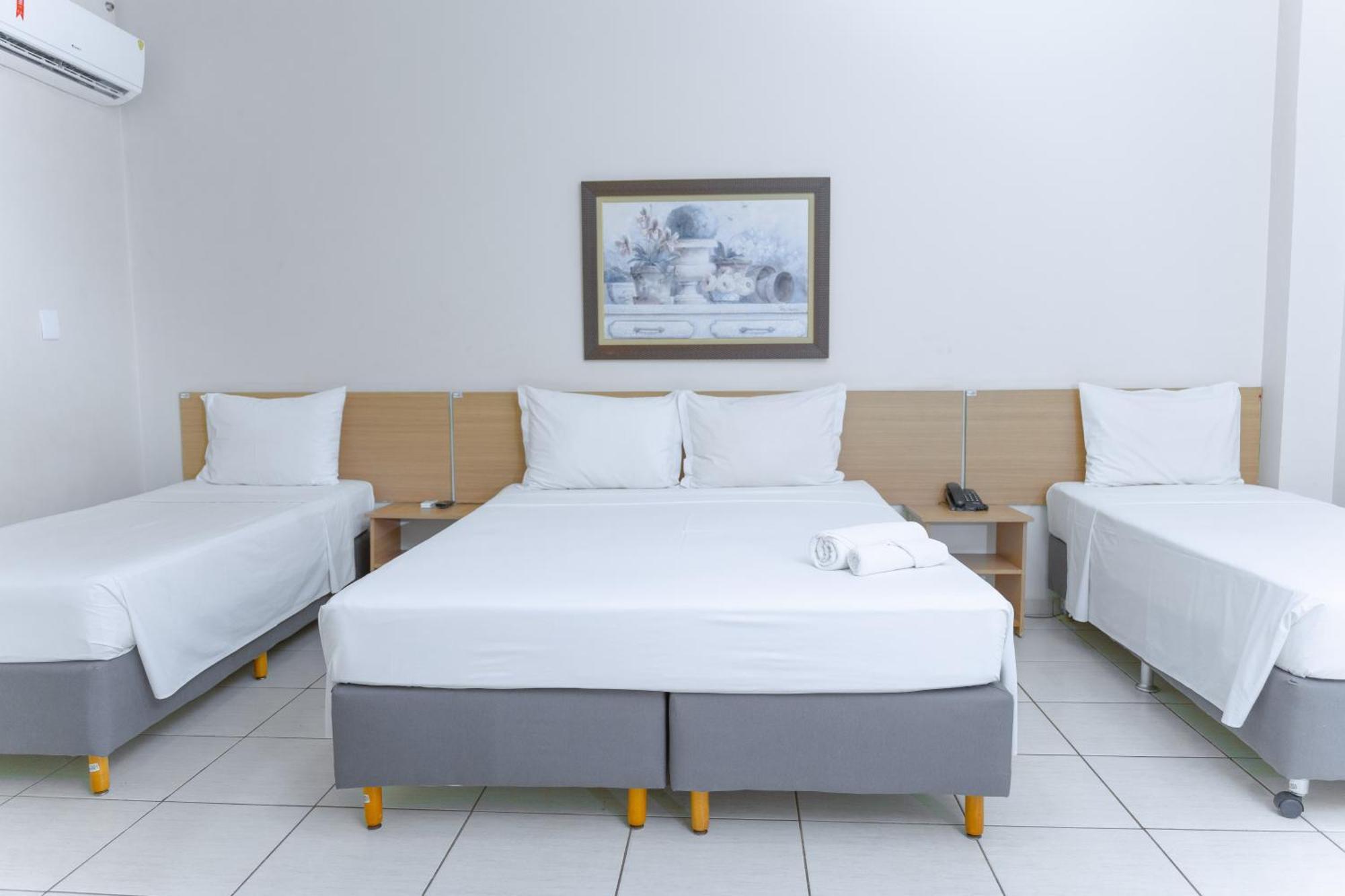 Hotel Equinocios Executive *