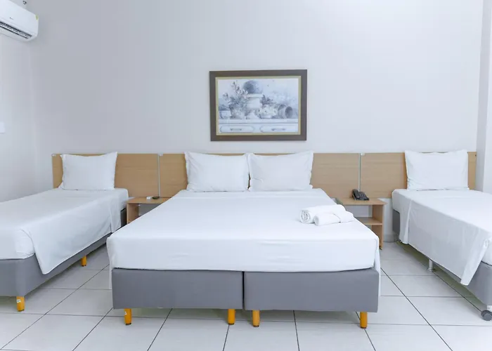 Hotel Equinocios Executive